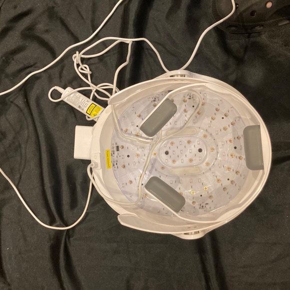 Irestore hair growth red light therapy helmet - Picture 2 of 3